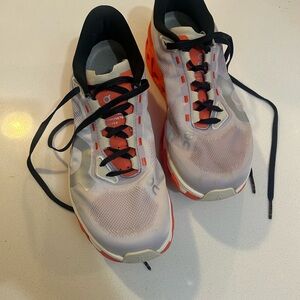 On Running cloud monster hyper